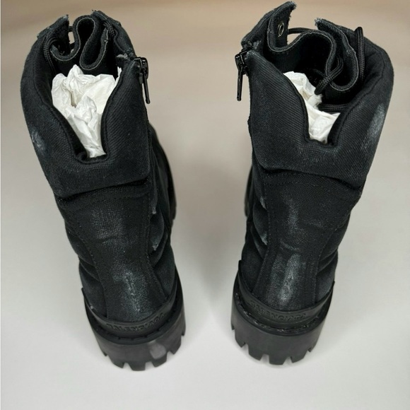 Balenciaga Striker Boots - Picture 6 of 11